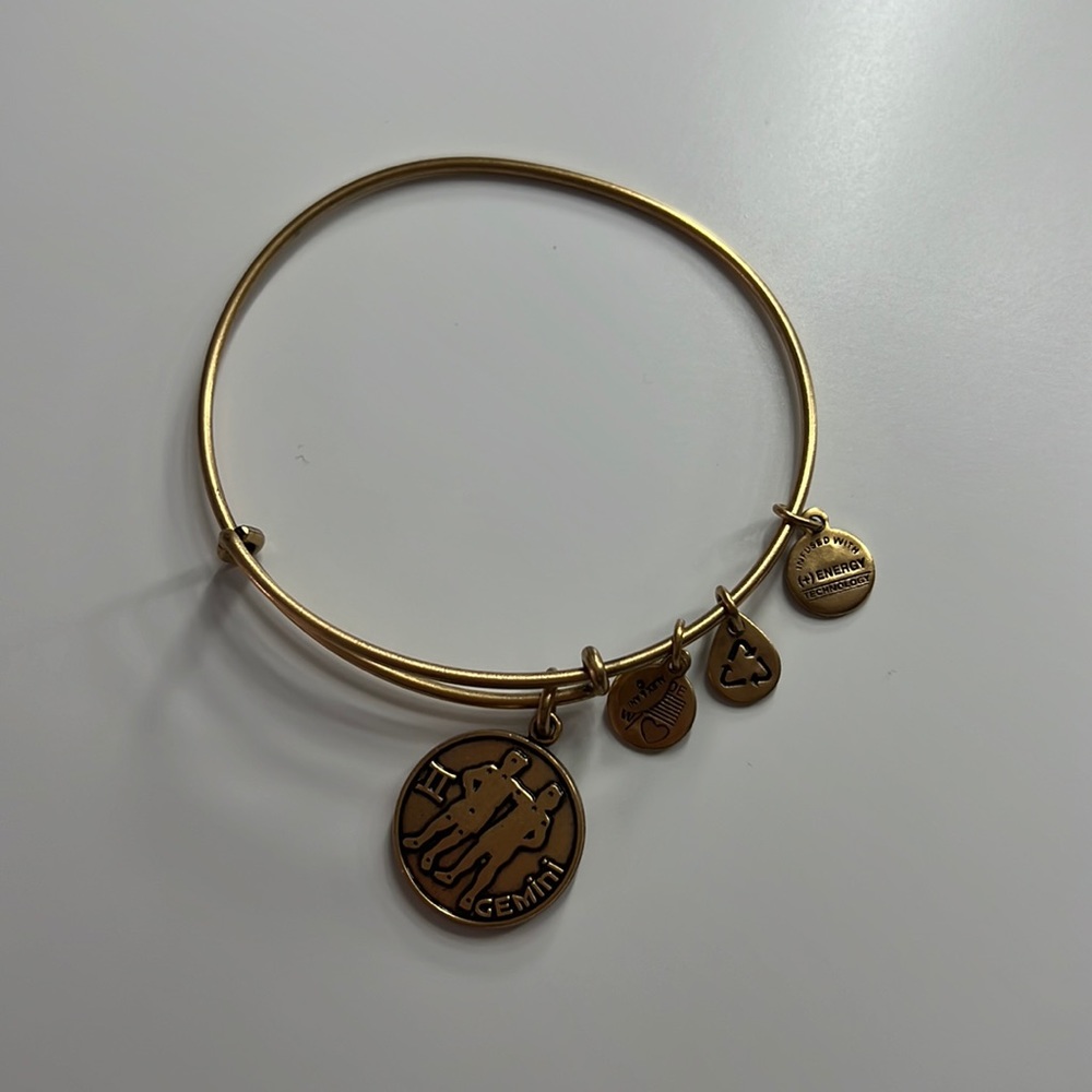 alex & ani bracelet